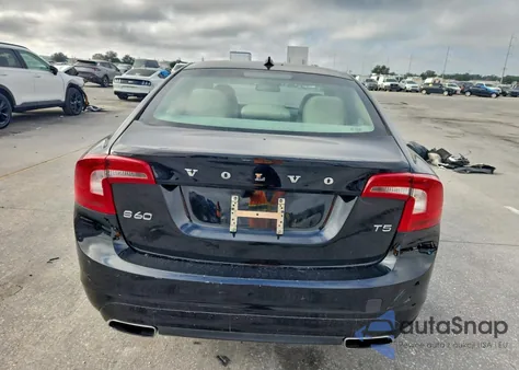 2014 Volvo S60 T5 from USA, damaged, VIN YV1612FS1E1290238